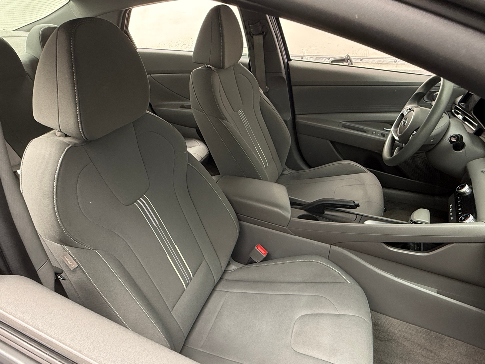 Thumbnail: 2022 Hyundai Elantra - 2