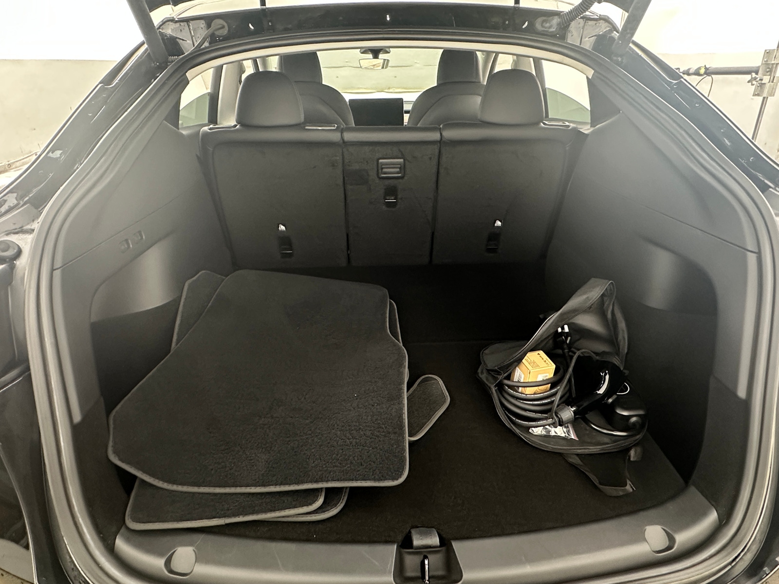 Thumbnail: 2022 Tesla Model Y - 6