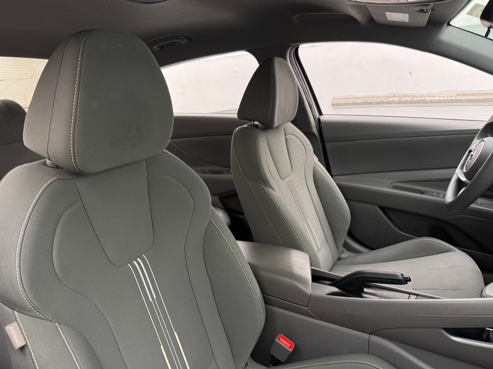 Thumbnail: 2022 Hyundai Elantra - 2