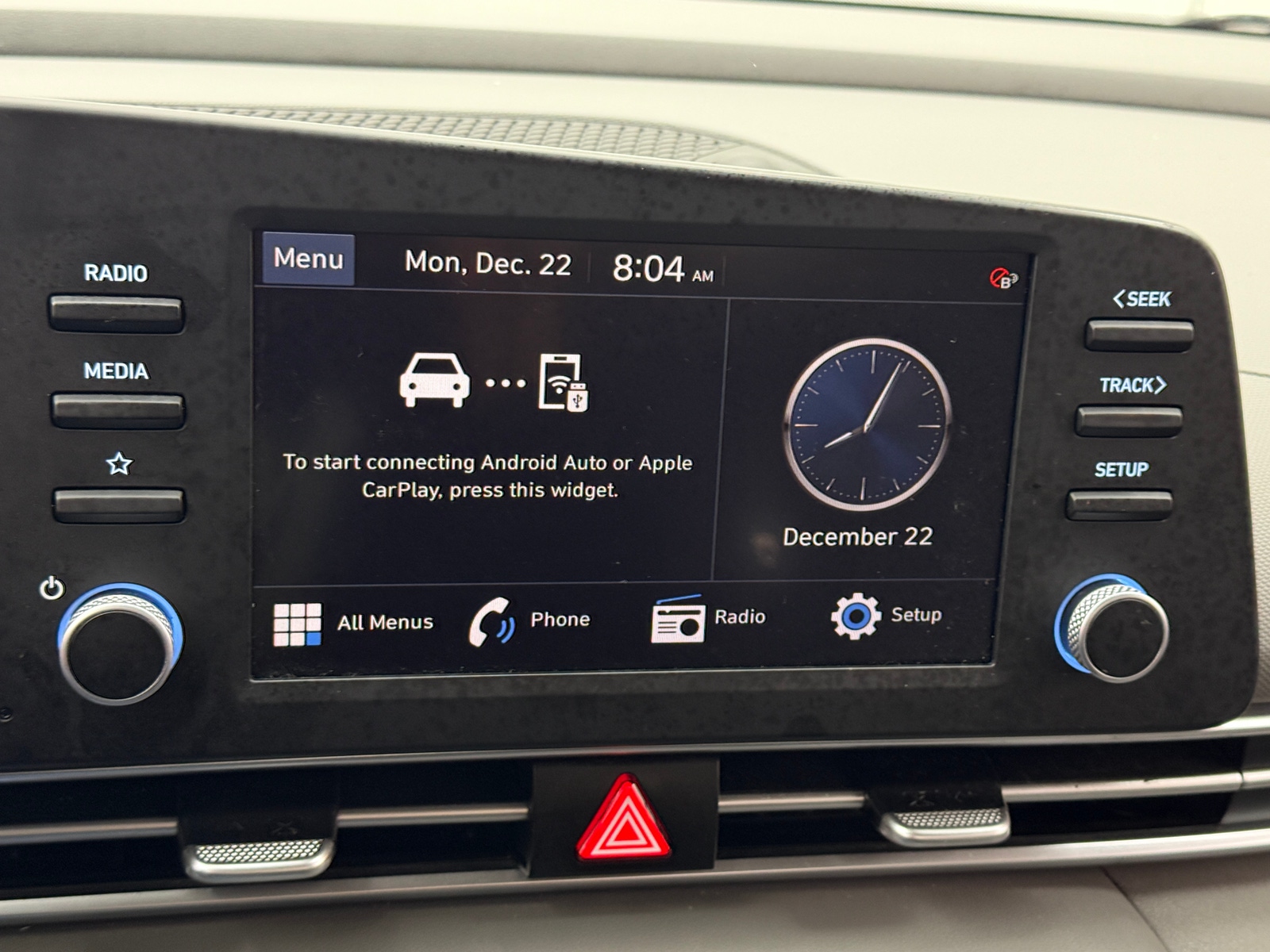 Thumbnail: 2022 Hyundai Elantra - 4