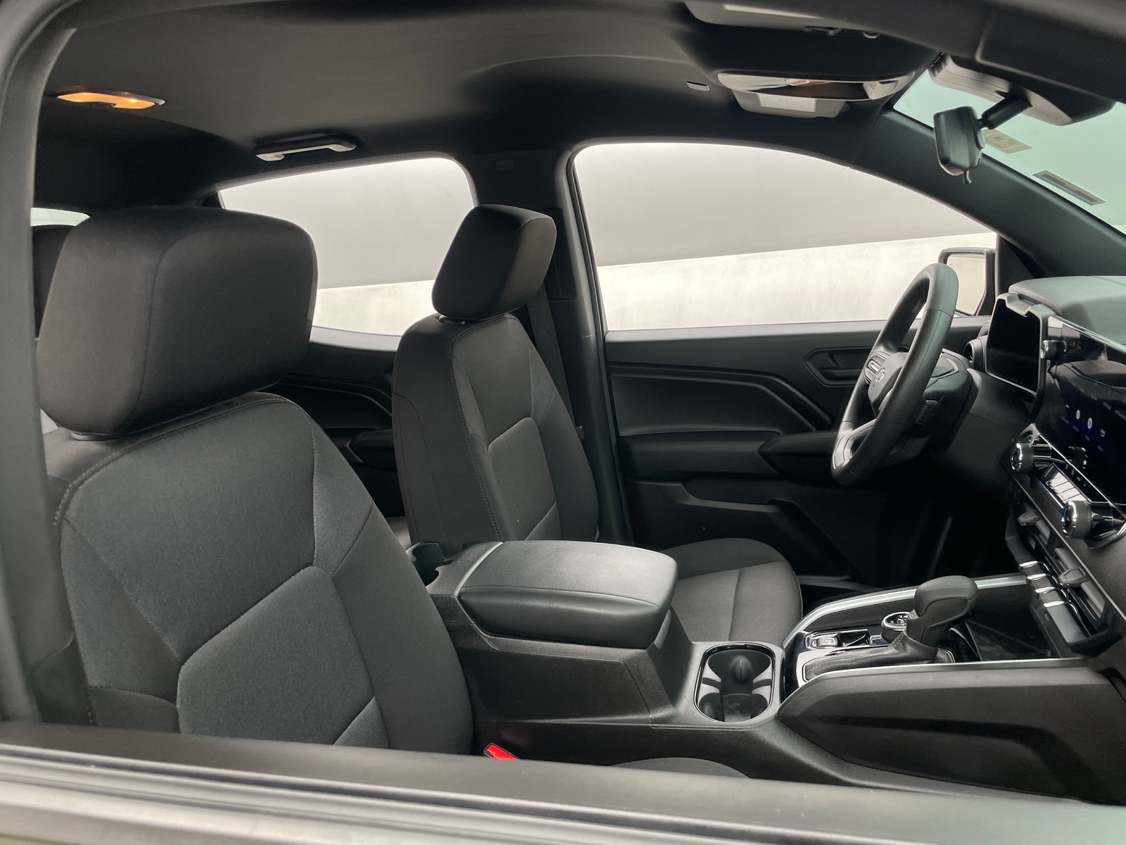 Thumbnail: 2023 Chevrolet Colorado - 2