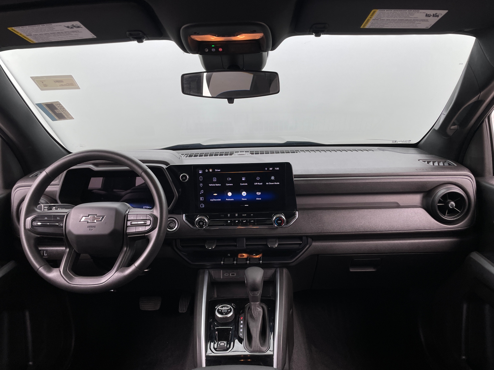 Thumbnail: 2023 Chevrolet Colorado - 3