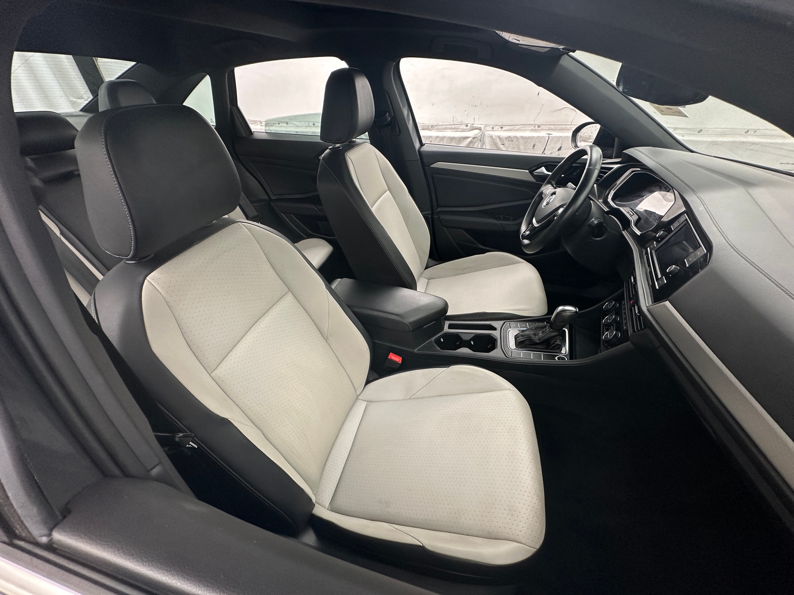 Thumbnail: 2020 Volkswagen Jetta - 2