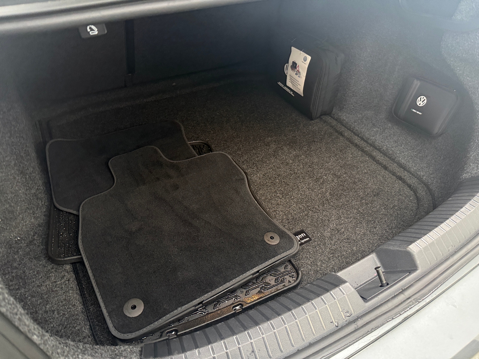 Thumbnail: 2020 Volkswagen Jetta - 6