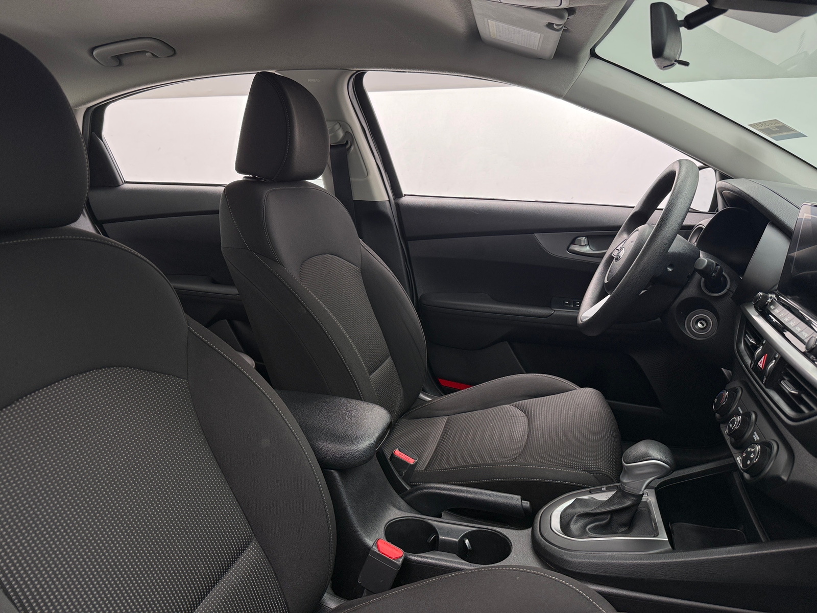 Thumbnail: 2020 Kia Forte - 2