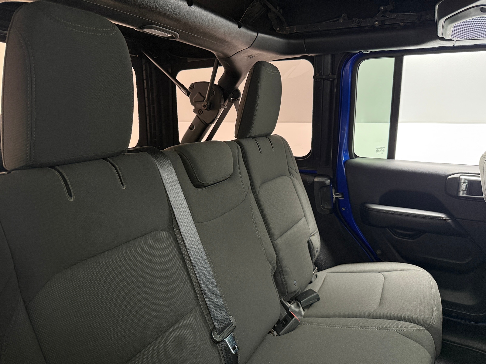 Thumbnail: 2018 Jeep Wrangler - 6