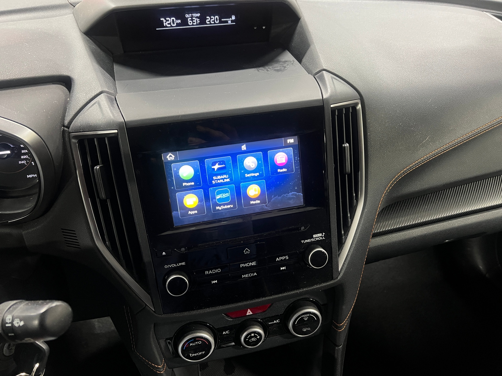 Thumbnail: 2020 Subaru Crosstrek - 4