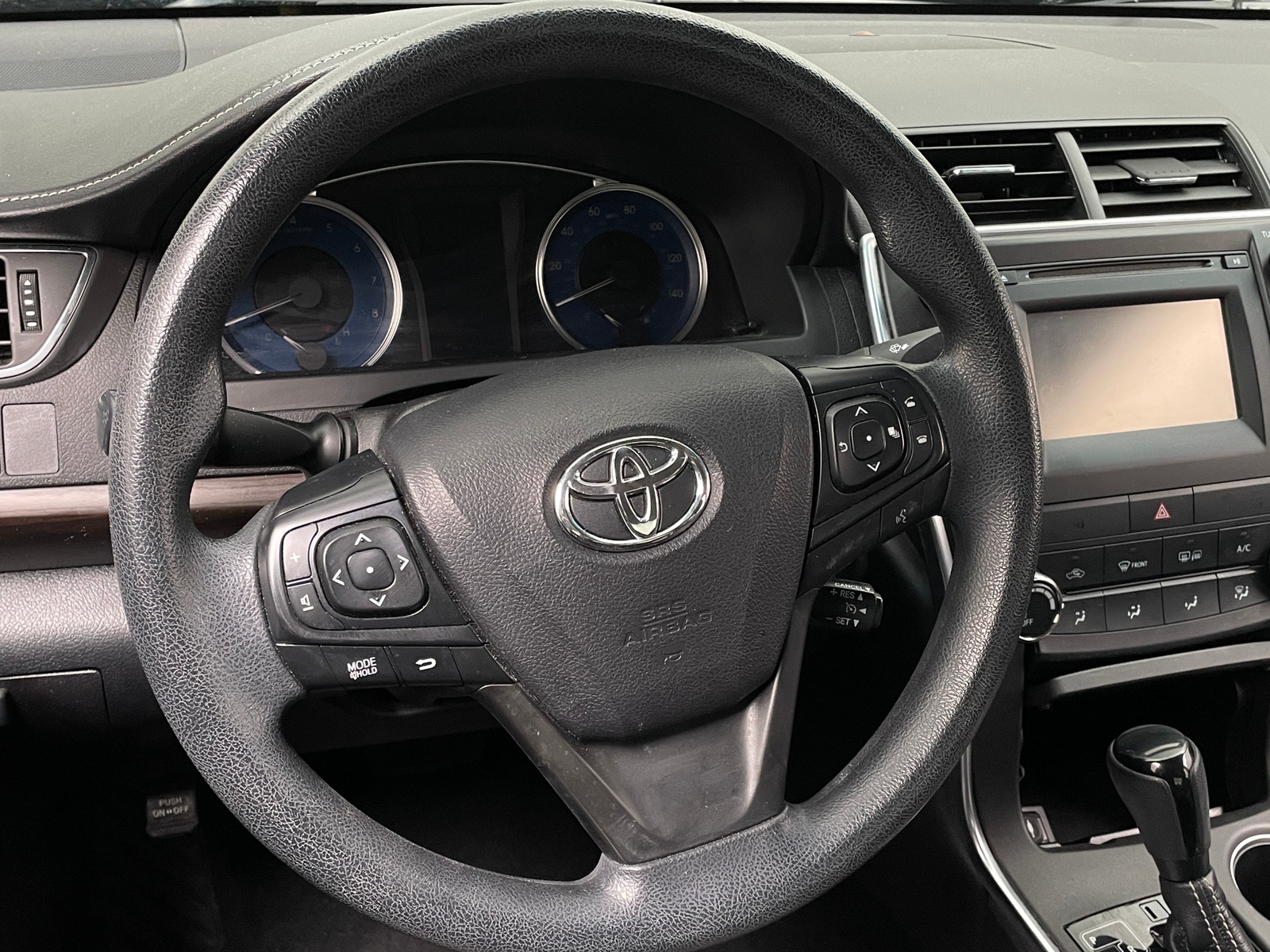 Thumbnail: 2016 Toyota Camry - 5