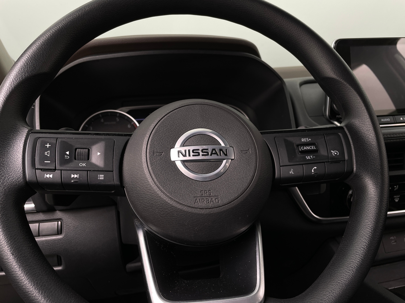 Thumbnail: 2021 Nissan Rogue - 5