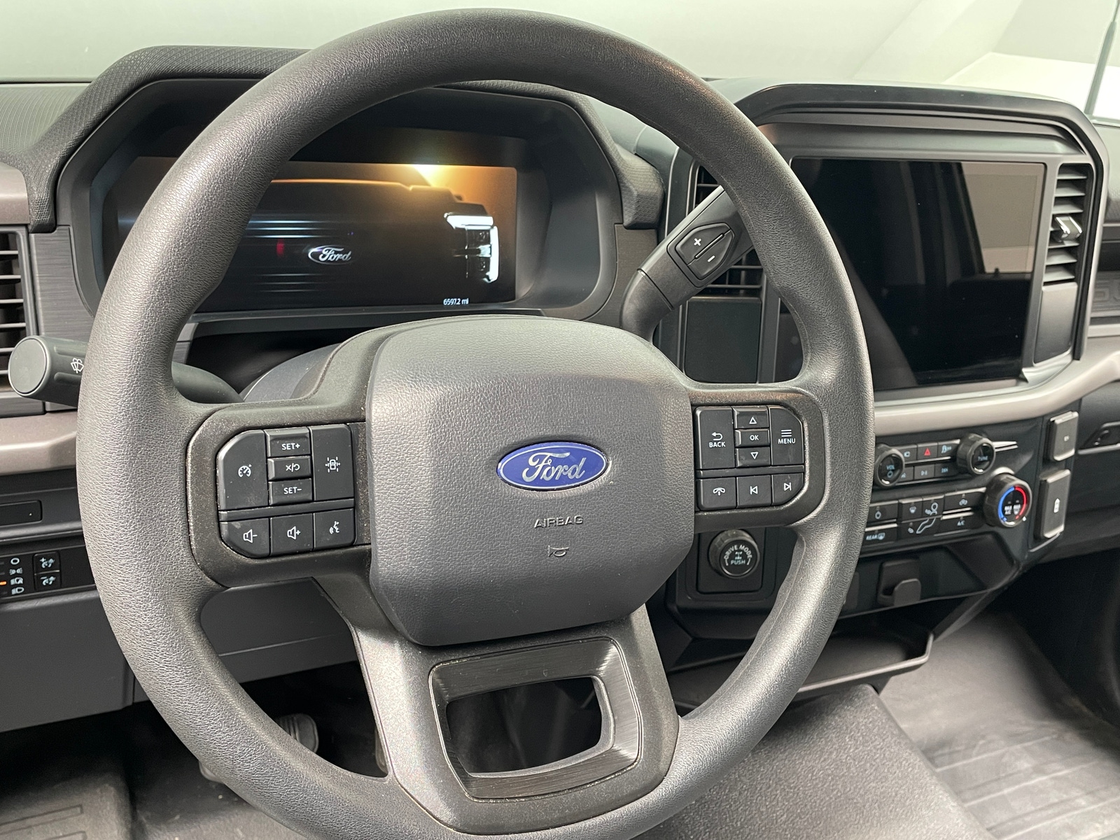 Thumbnail: 2025 Ford Econoline - 4