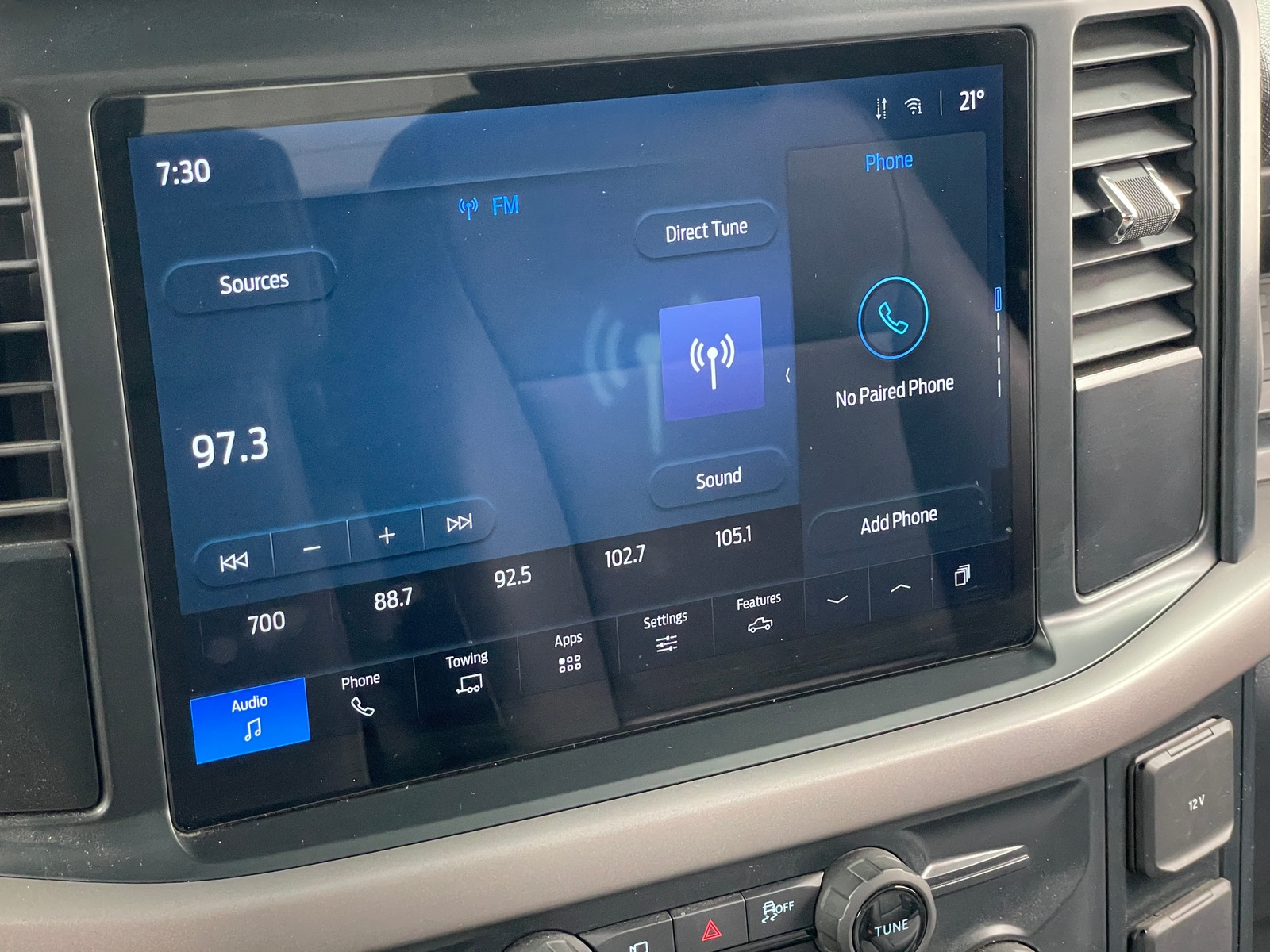 Thumbnail: 2025 Ford Econoline - 3