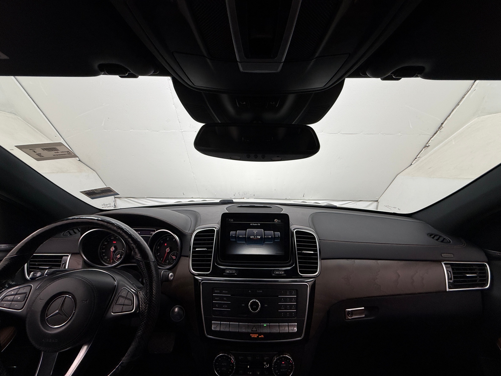 Thumbnail: 2017 Mercedes-Benz GLS - 2