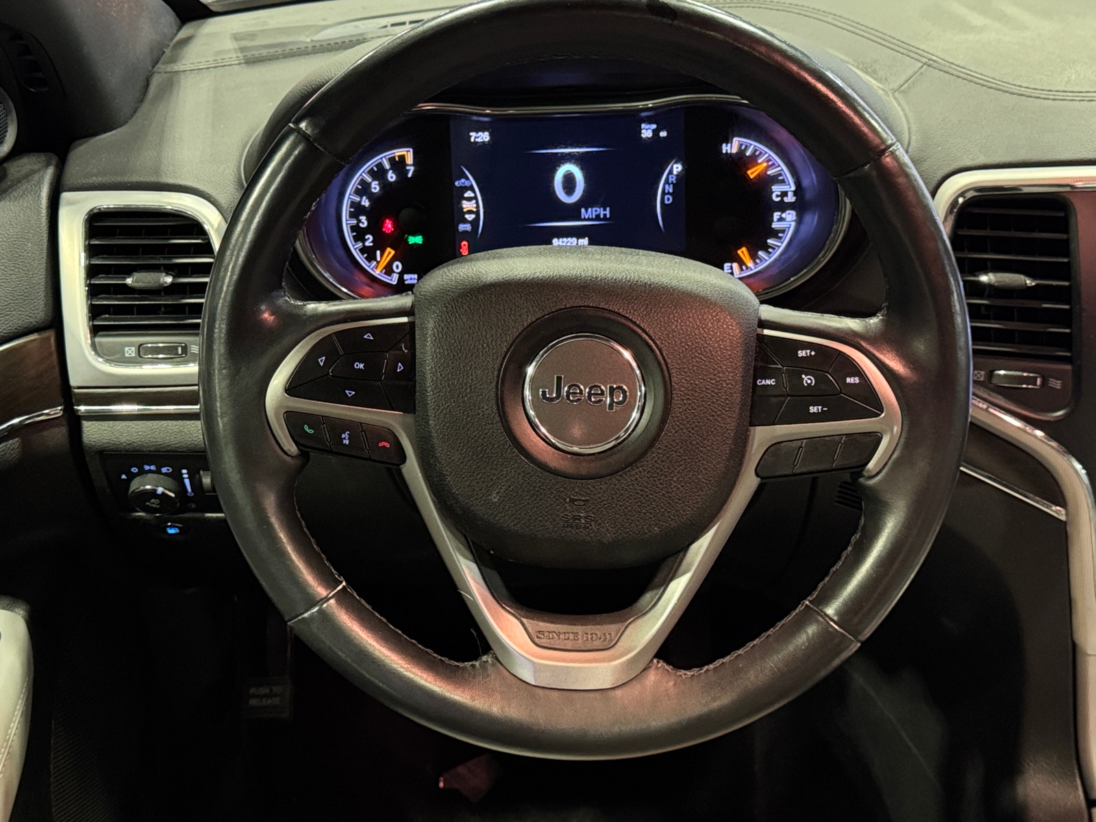 Thumbnail: 2018 Jeep Grand Cherokee - 4