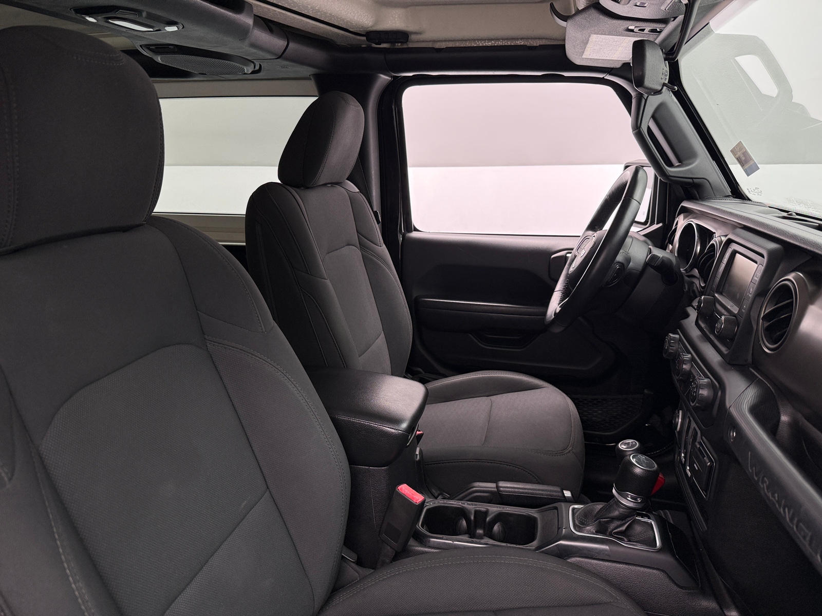 Thumbnail: 2019 Jeep Wrangler - 2