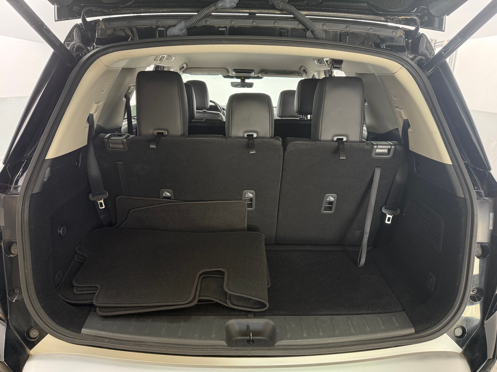 Thumbnail: 2023 Nissan Pathfinder - 6