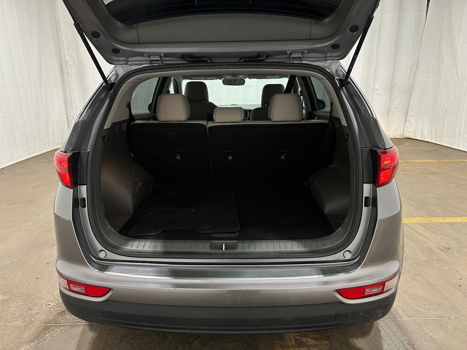 Thumbnail: 2018 Kia Sportage - 7