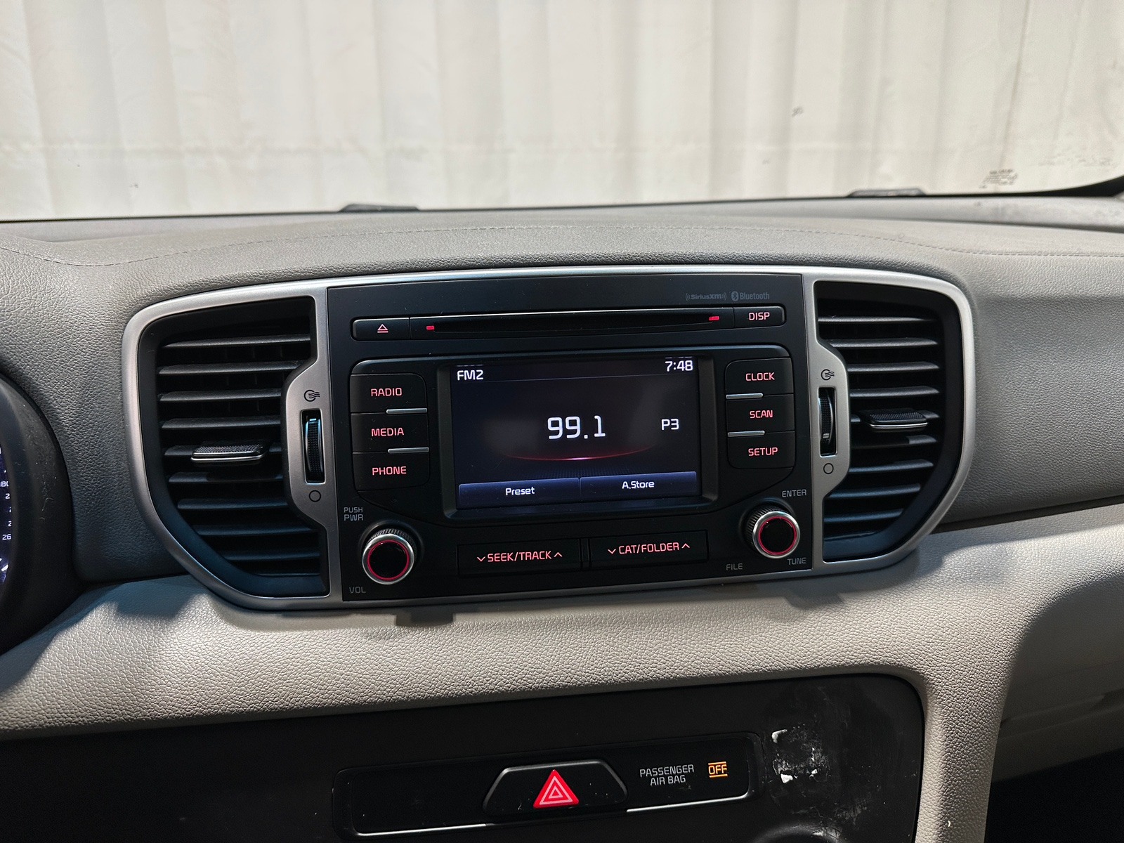 Thumbnail: 2018 Kia Sportage - 4