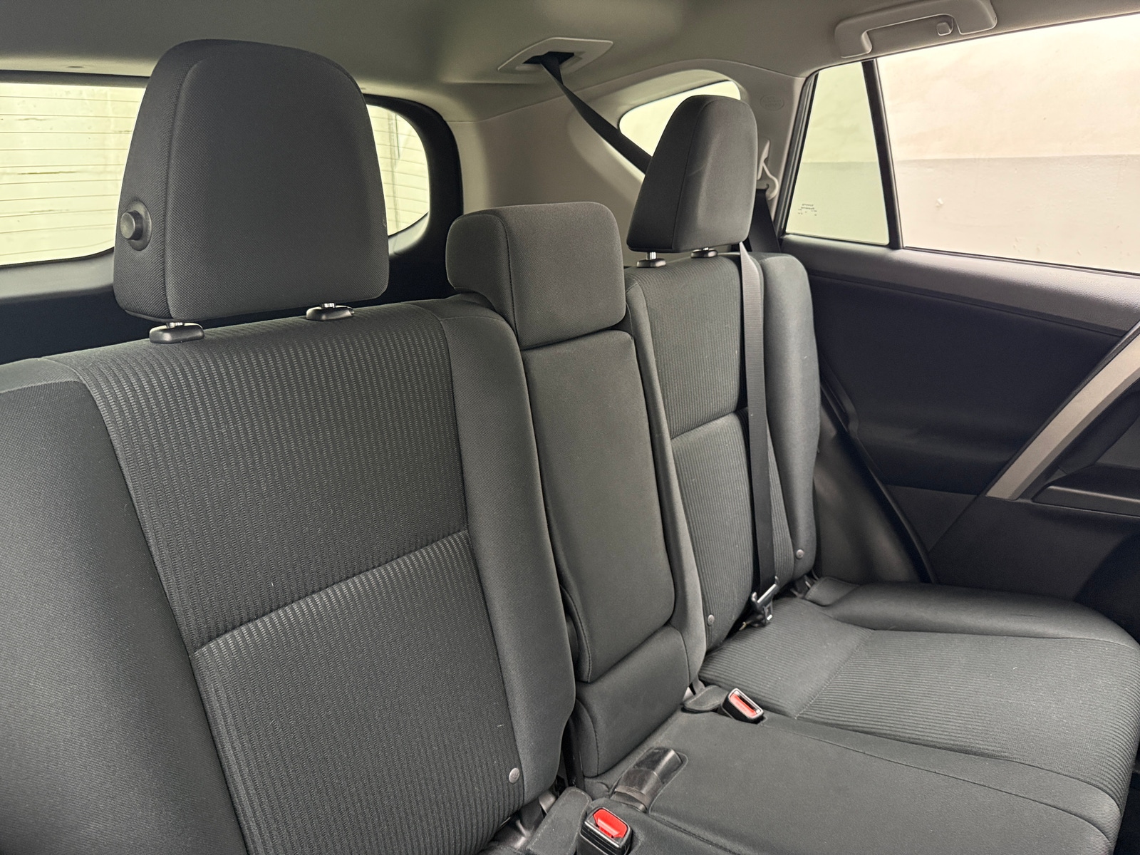 Thumbnail: 2018 Toyota RAV4 - 6