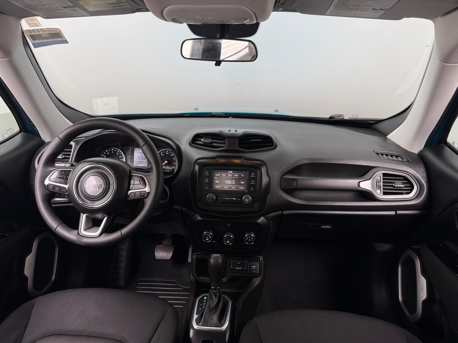 Thumbnail: 2020 Jeep Renegade - 3