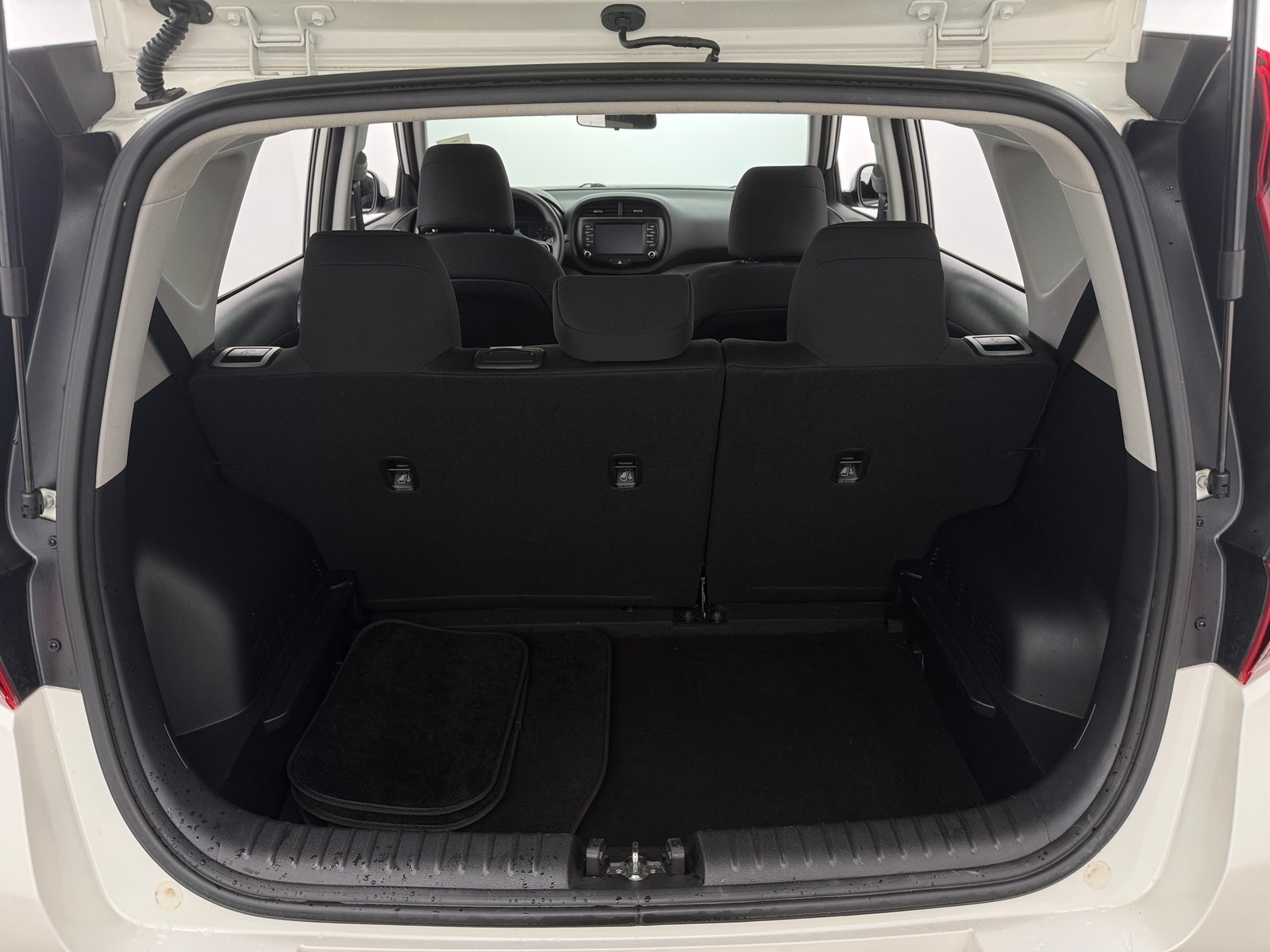 Thumbnail: 2021 Kia Soul - 7