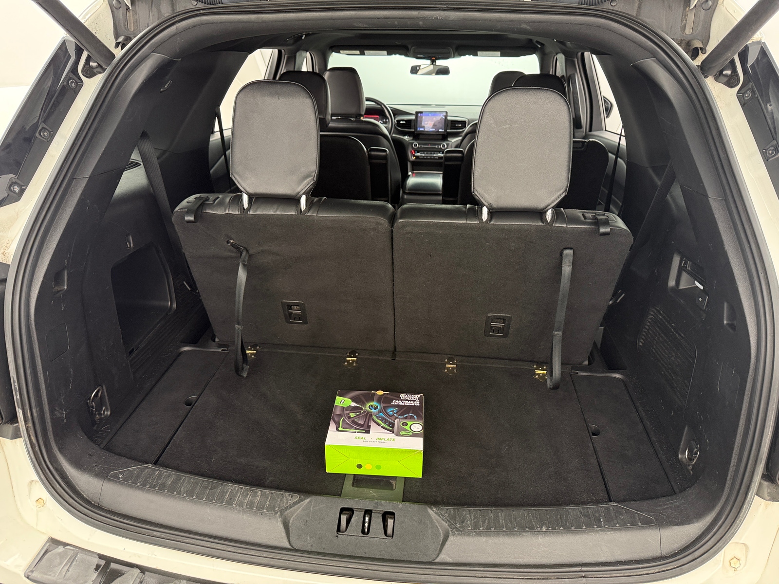 Thumbnail: 2020 Ford Explorer - 7