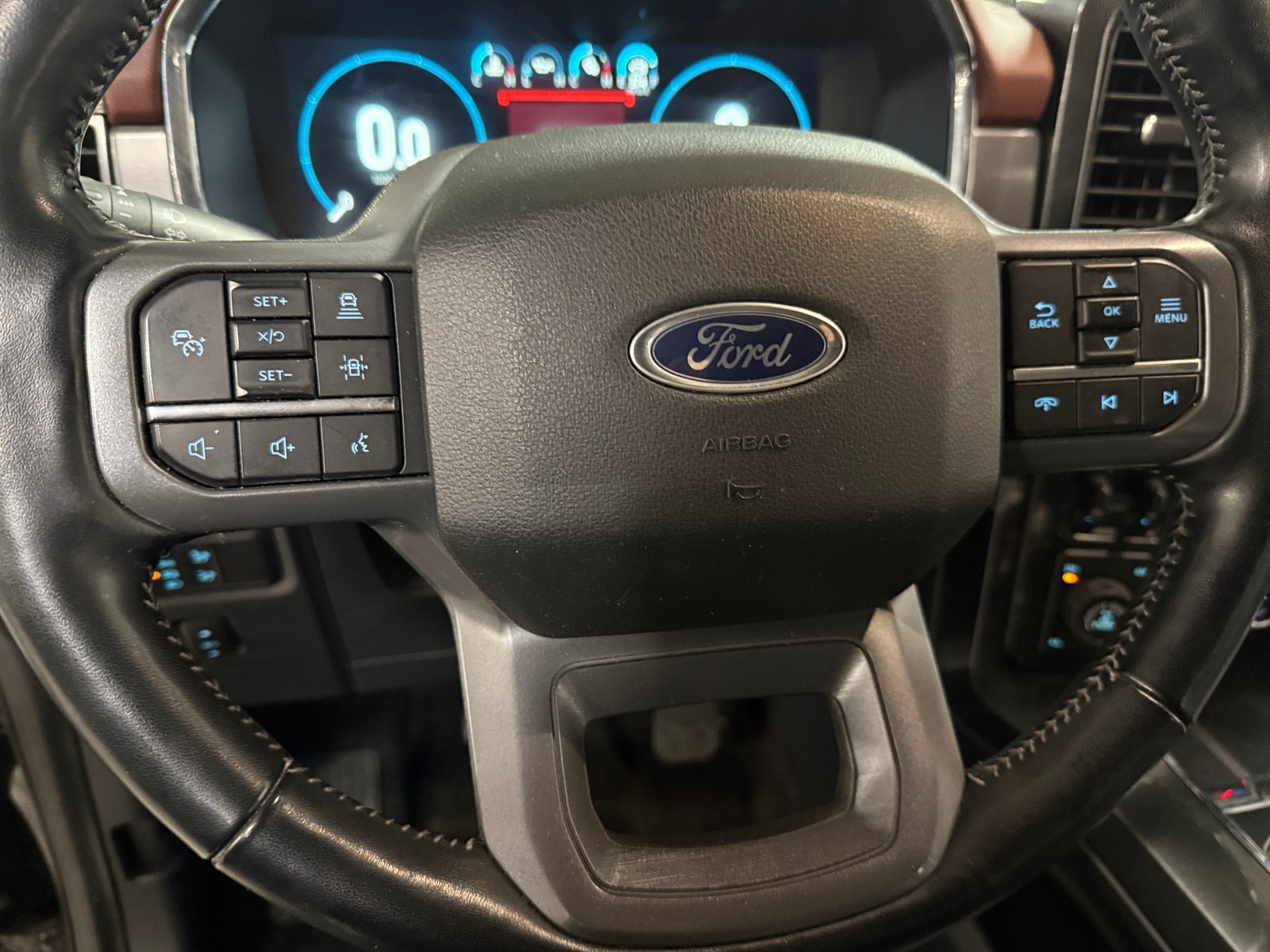 Thumbnail: 2021 Ford Econoline - 4