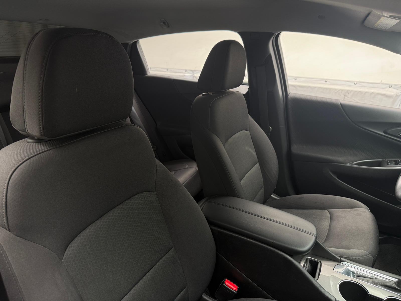 Thumbnail: 2017 Chevrolet Malibu - 2