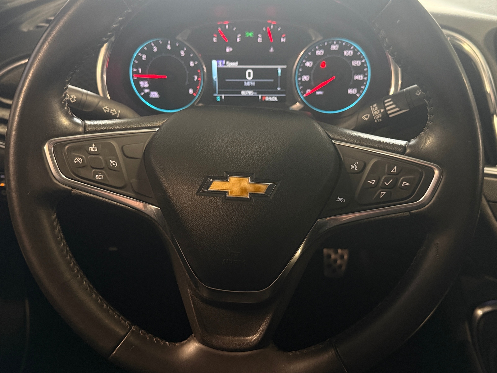 Thumbnail: 2017 Chevrolet Malibu - 5