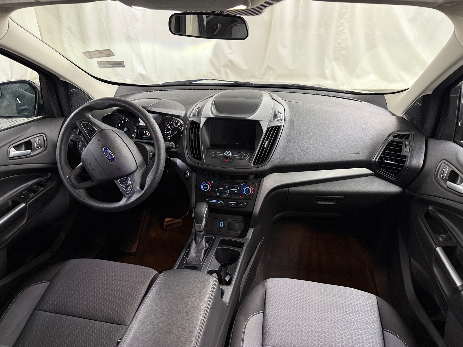 Thumbnail: 2019 Ford Escape - 3