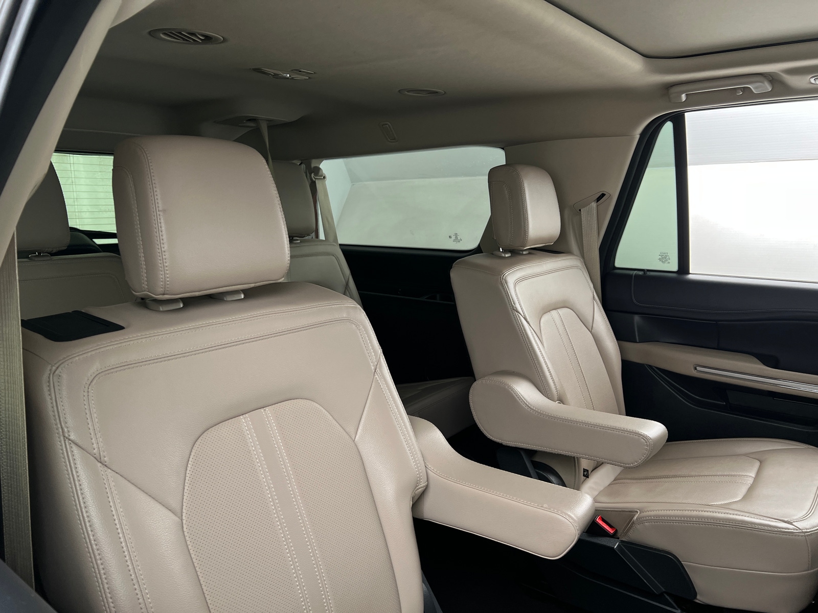 Thumbnail: 2024 Ford Expedition MAX - 5