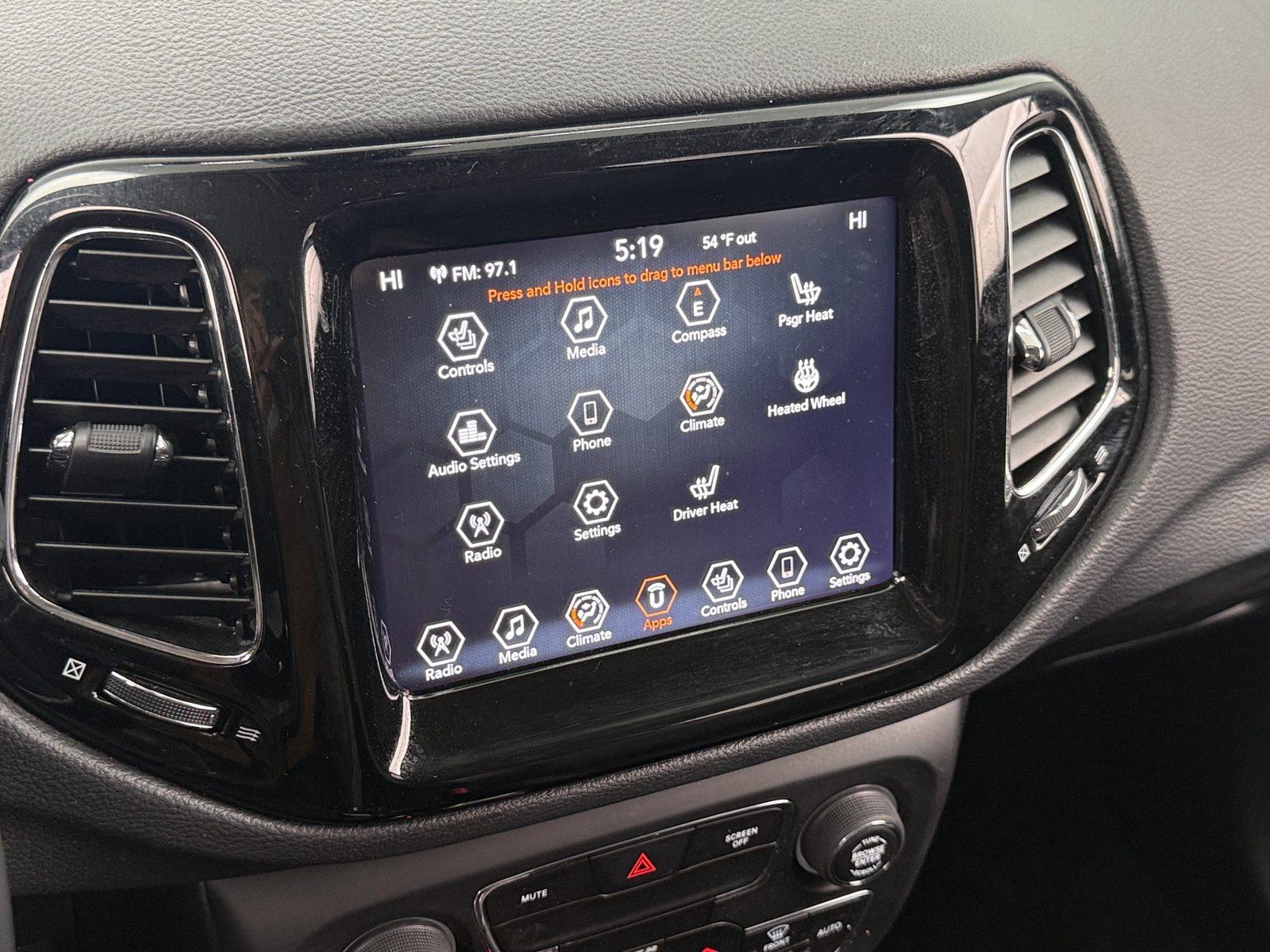 Thumbnail: 2019 Jeep Compass - 3