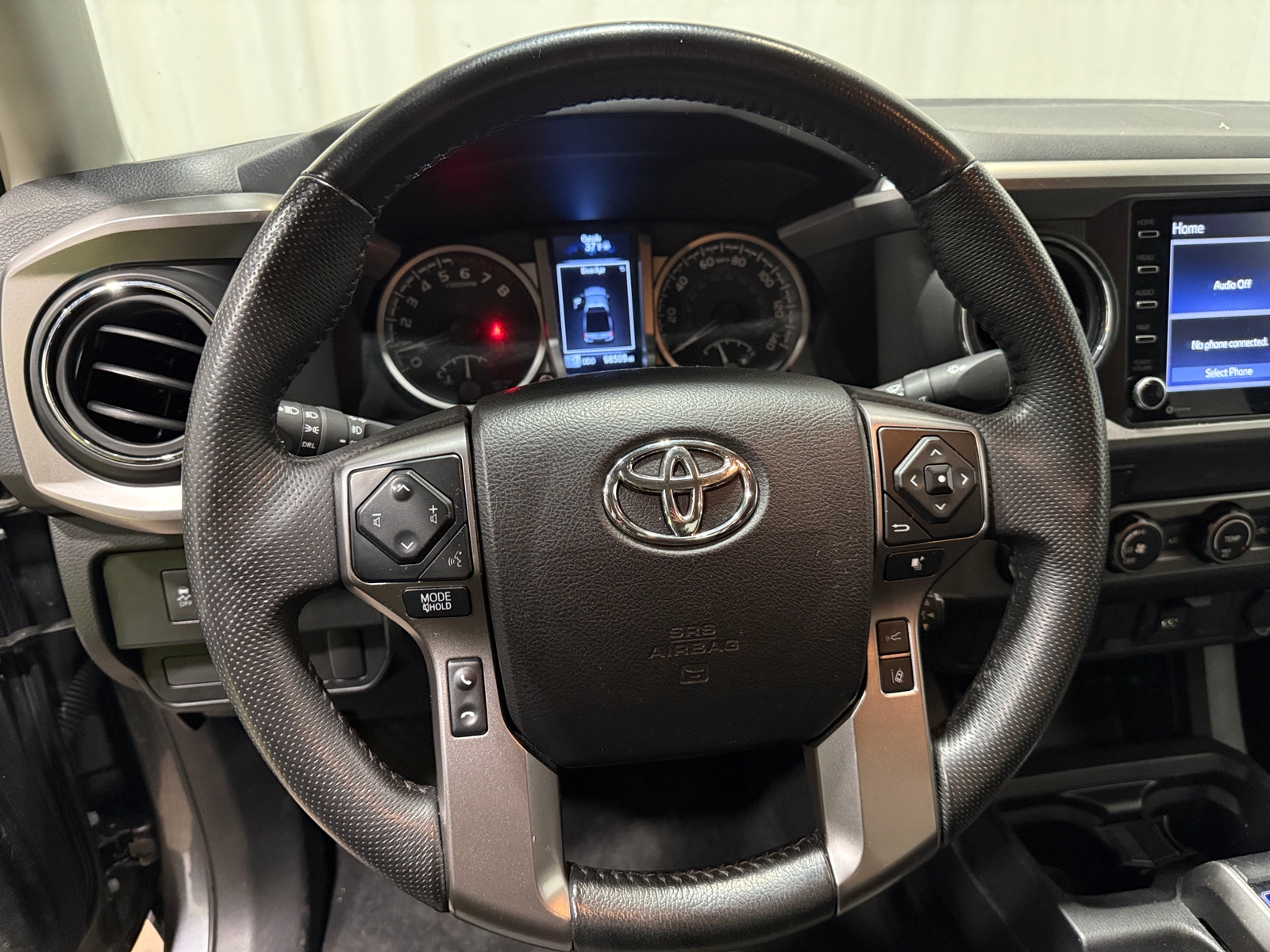 Thumbnail: 2022 Toyota Tacoma - 5