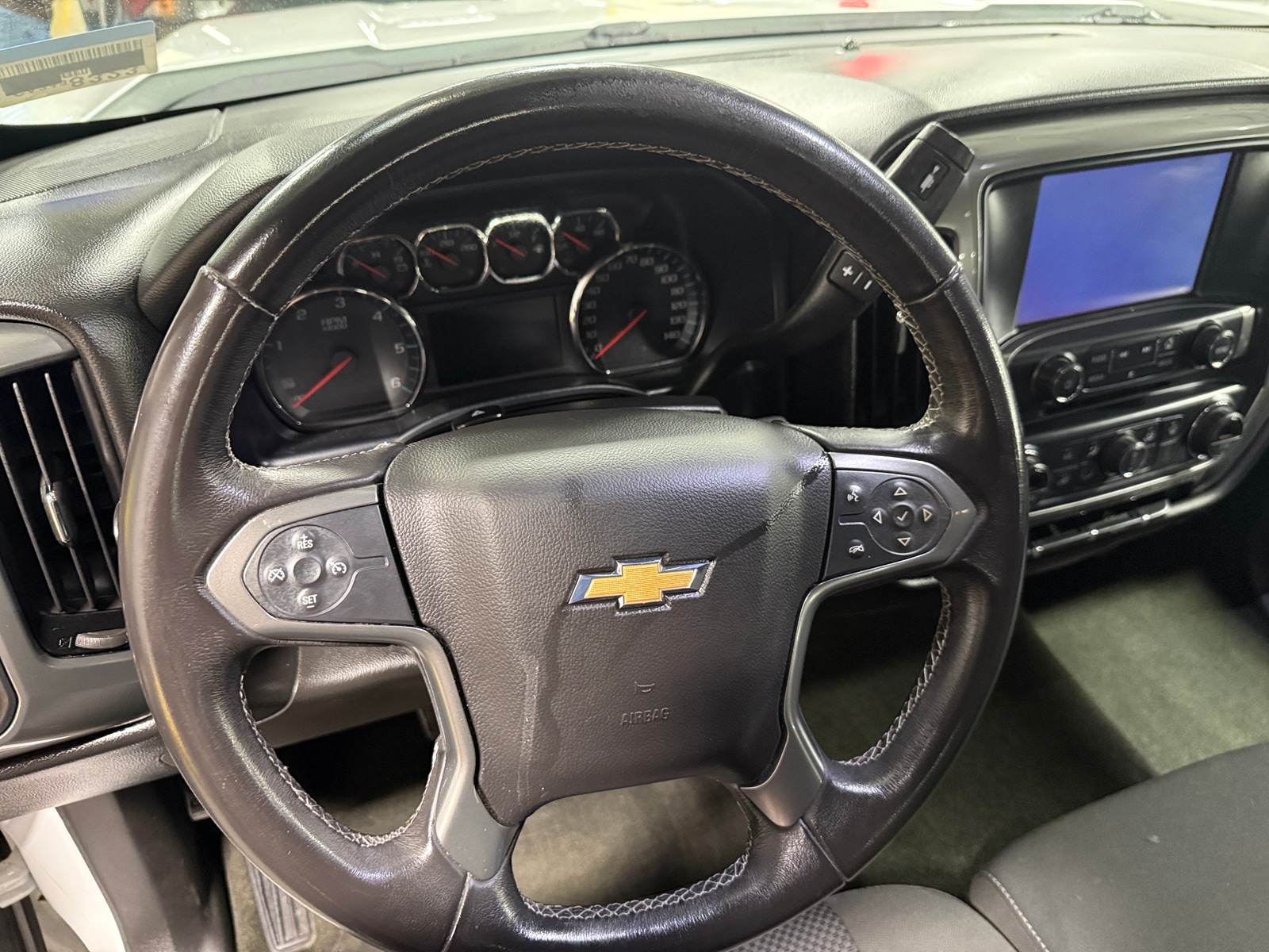 Thumbnail: 2018 Chevrolet Silverado 1500 - 5