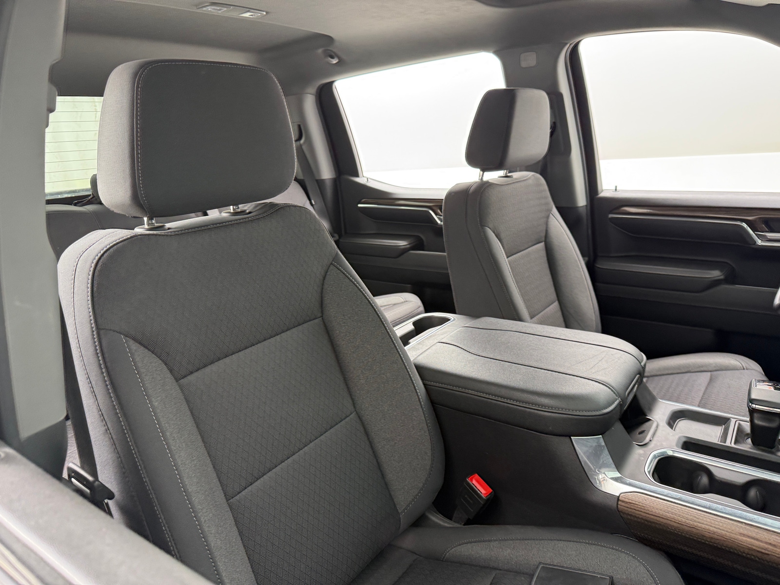 Thumbnail: 2024 Chevrolet Silverado 1500 - 2