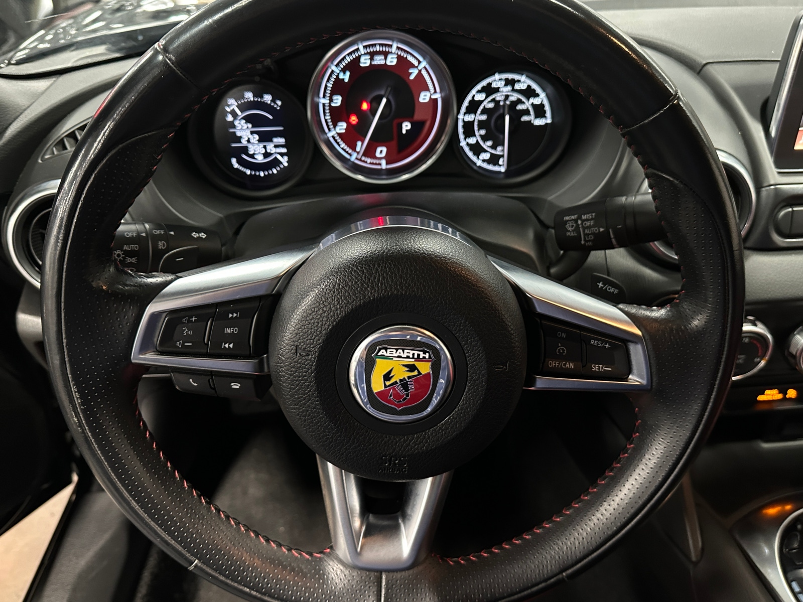 Thumbnail: 2020 Fiat 124 Spider - 5