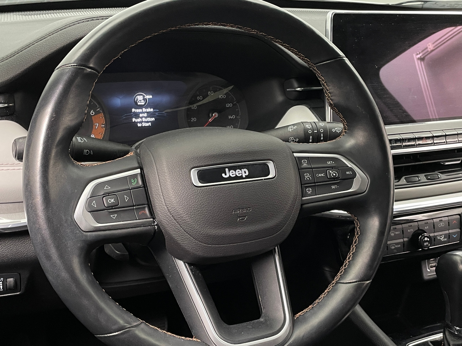 Thumbnail: 2022 Jeep Compass - 4