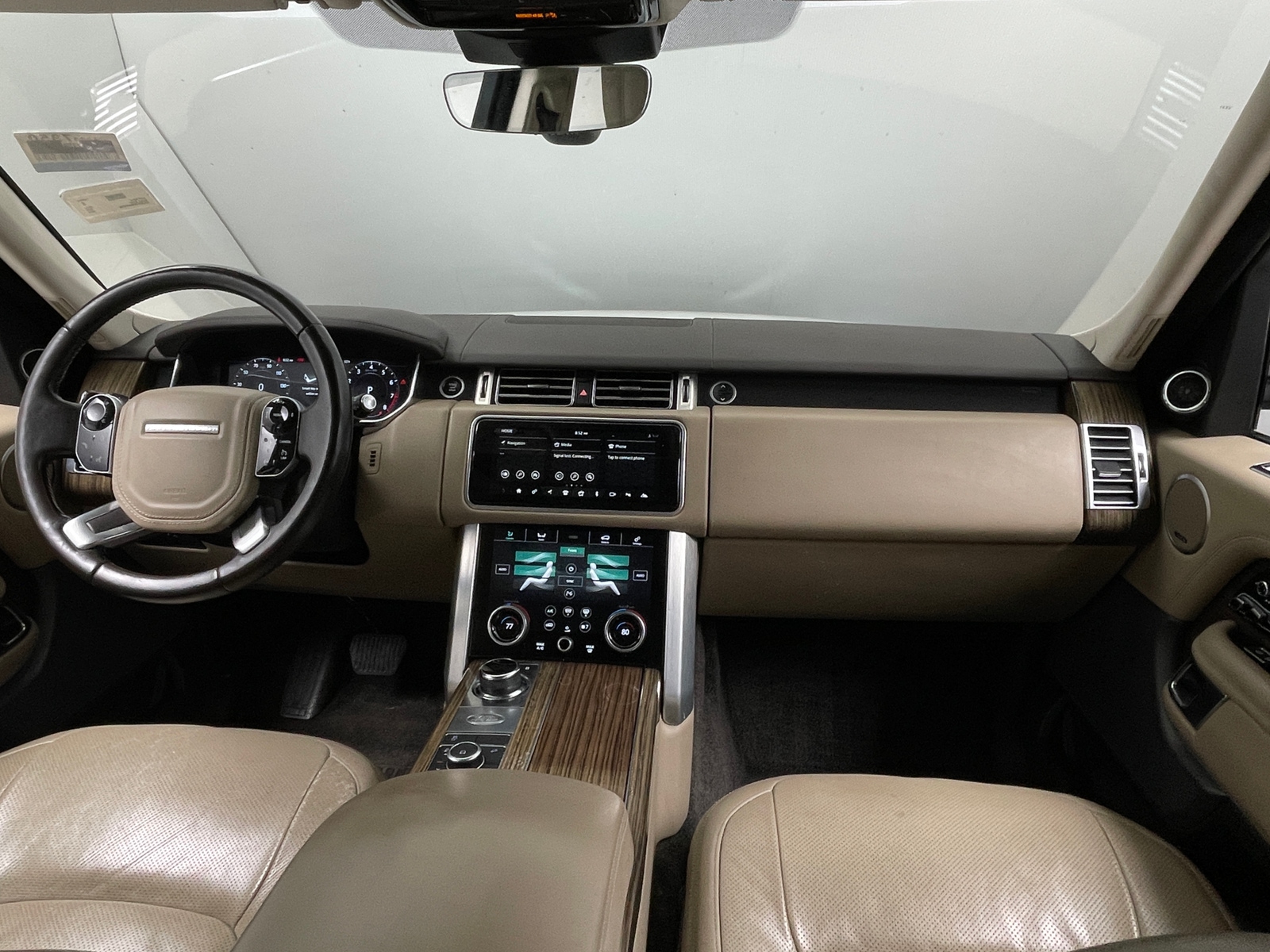 Thumbnail: 2019 Land Rover Range Rover - 2