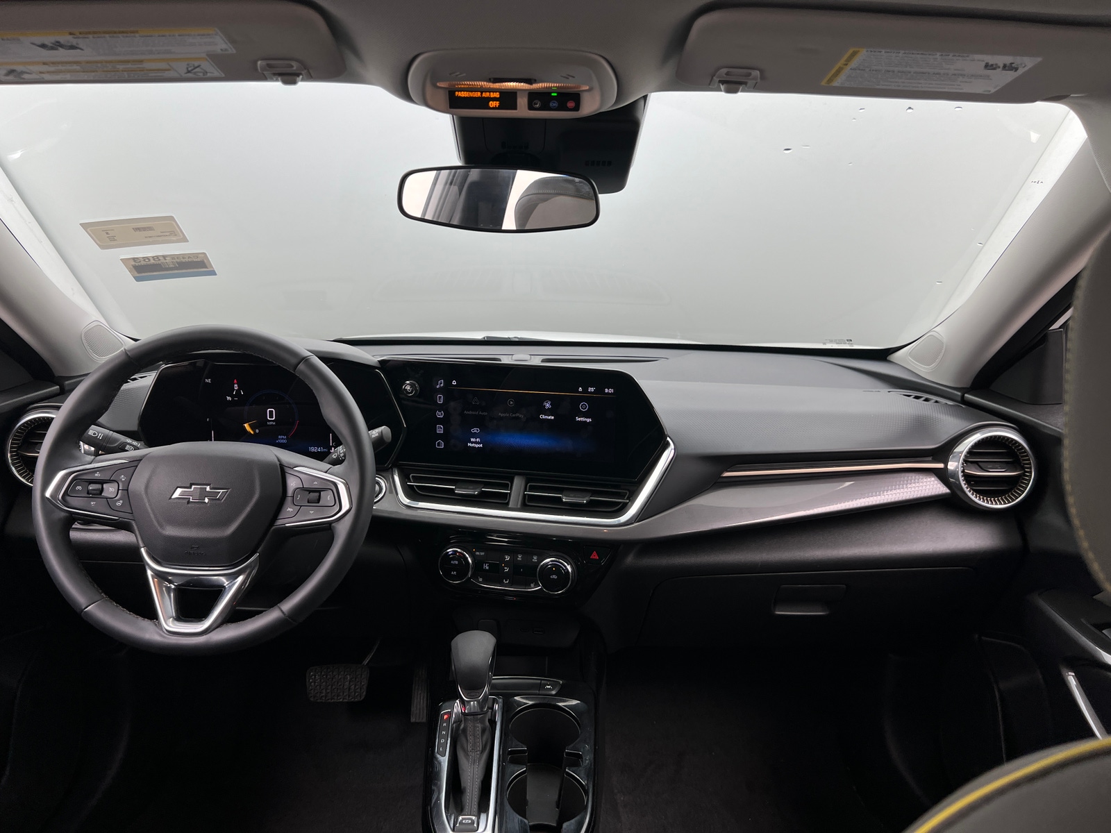 Thumbnail: 2025 Chevrolet Trax - 2