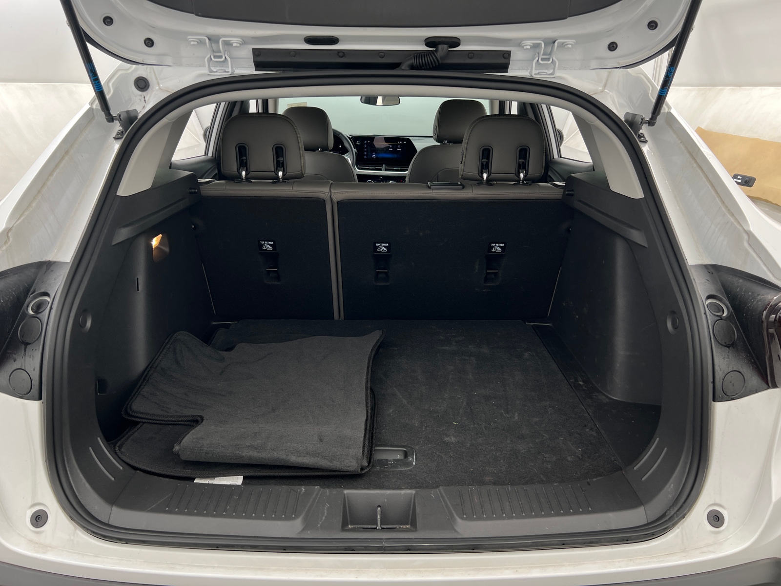 Thumbnail: 2025 Chevrolet Trax - 6