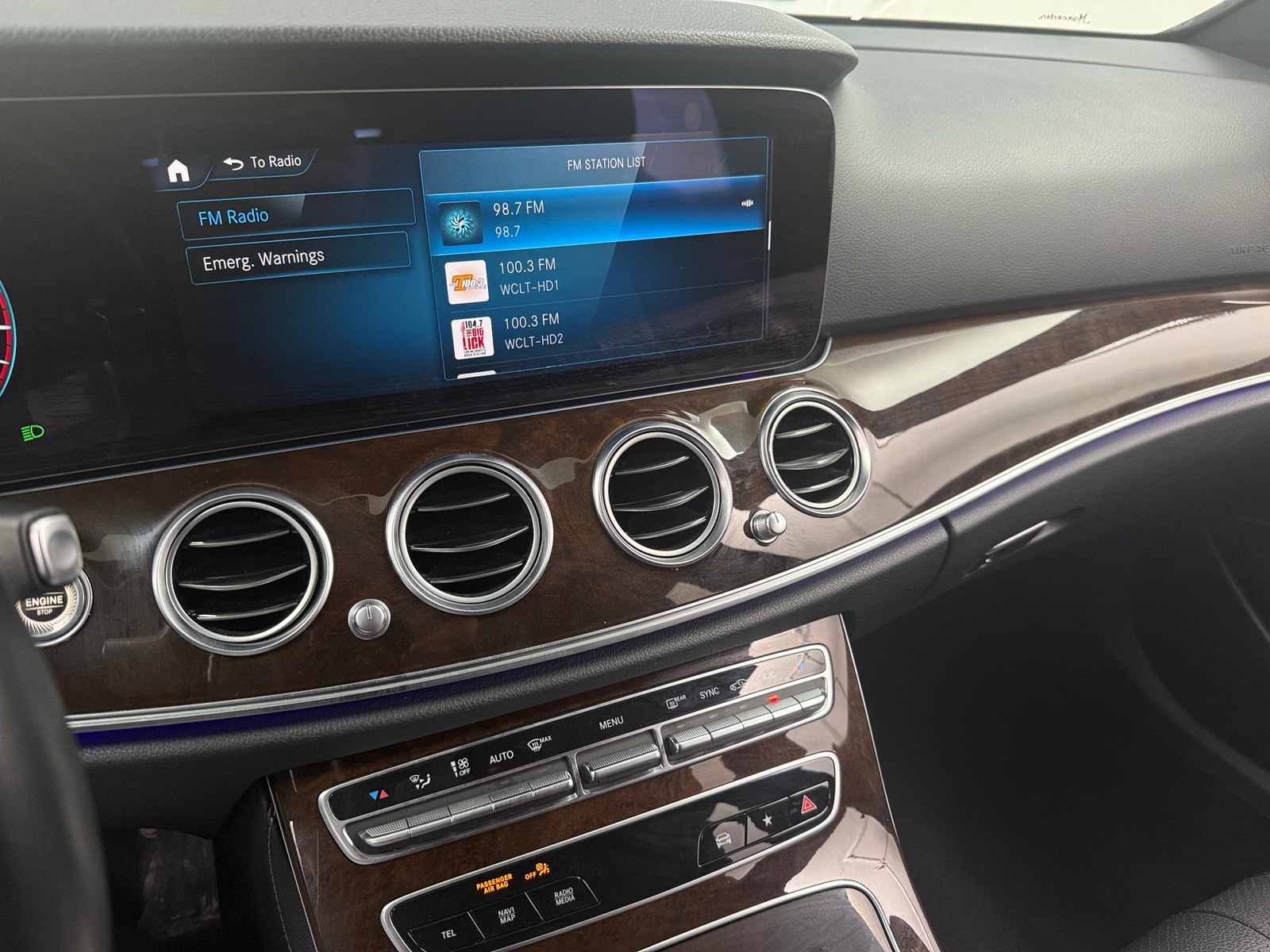 Thumbnail: 2021 Mercedes-Benz E-Class - 3