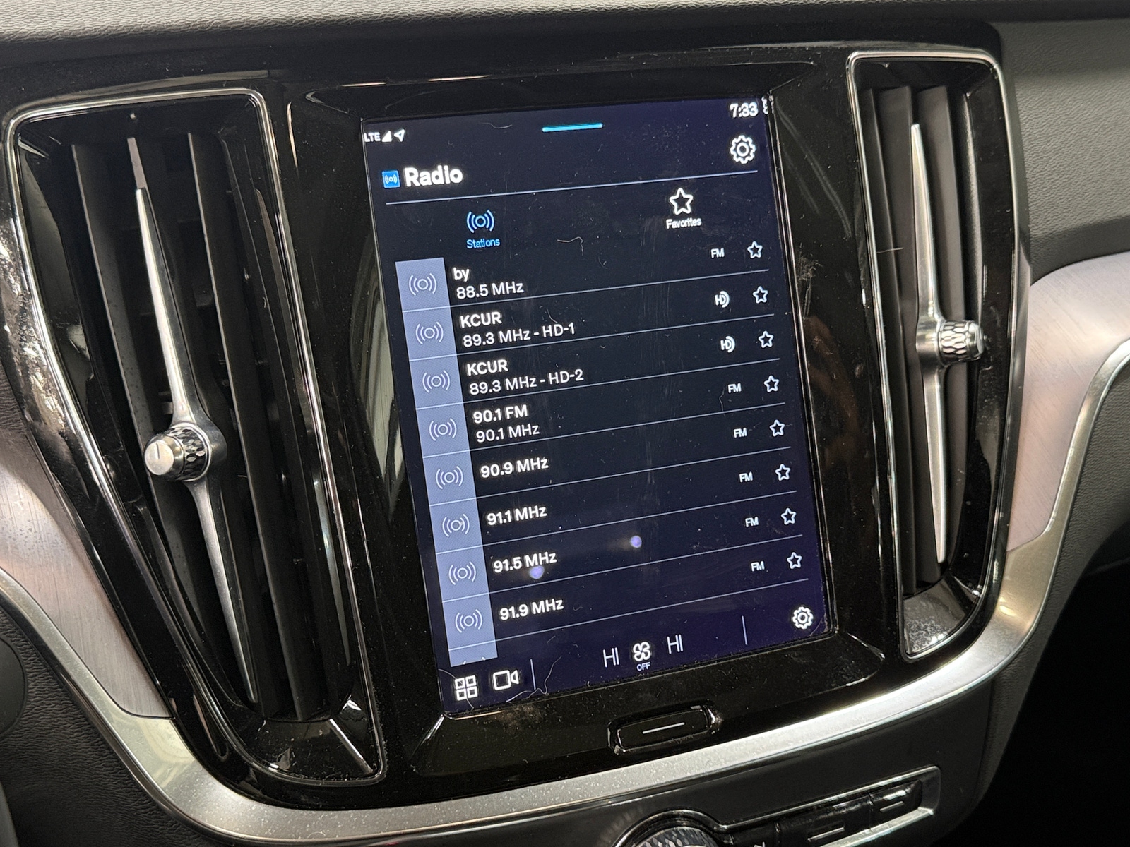 Thumbnail: 2024 Volvo S60 - 3