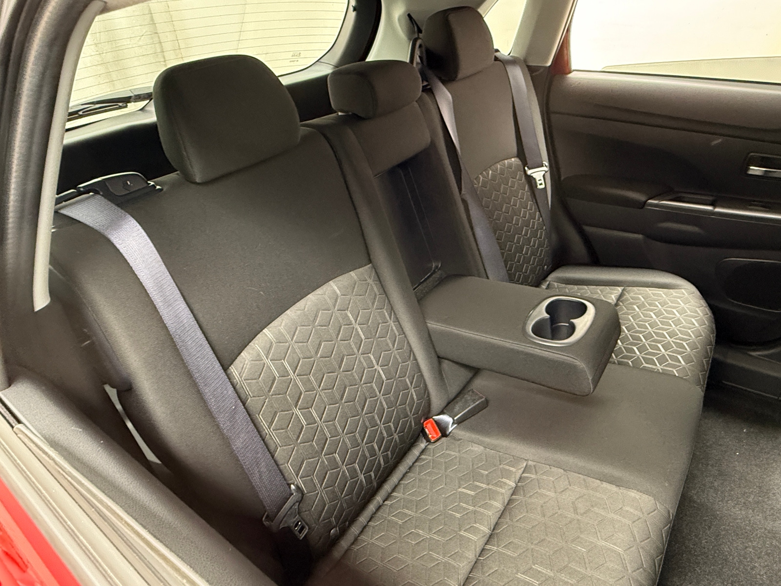 Thumbnail: 2025 Mitsubishi Outlander Sport - 6