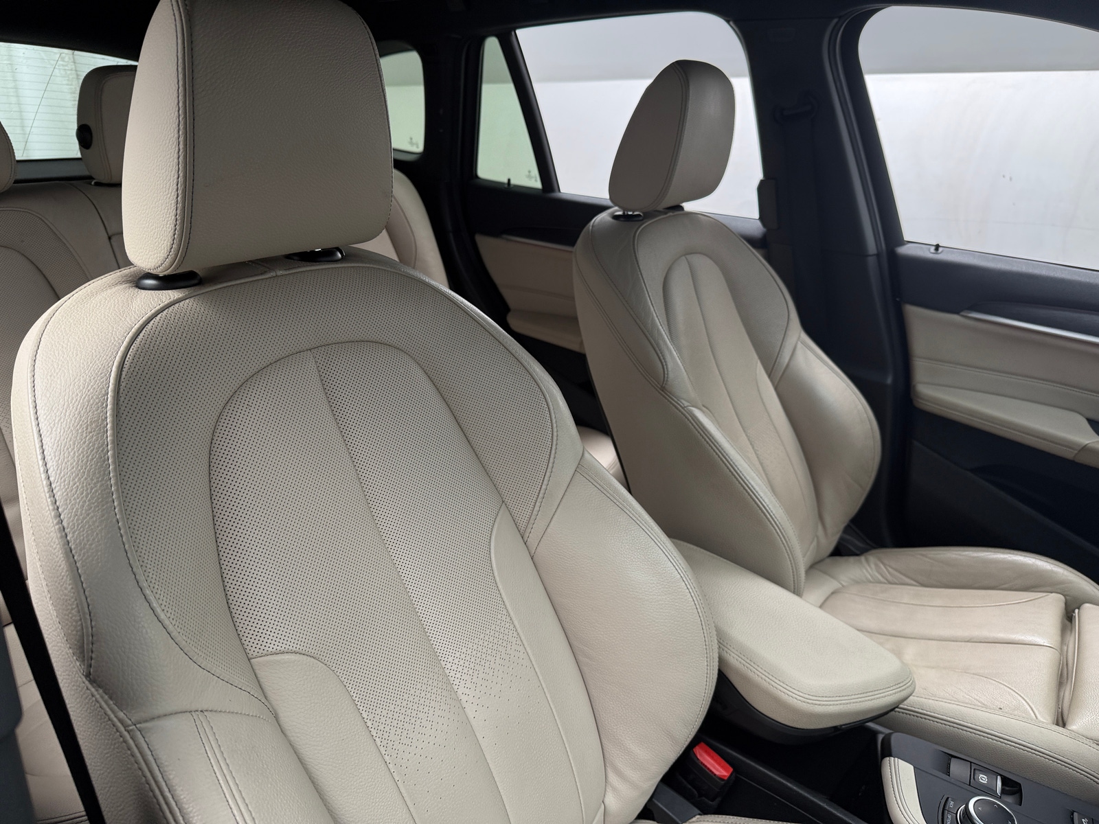 Thumbnail: 2019 BMW X1 - 2