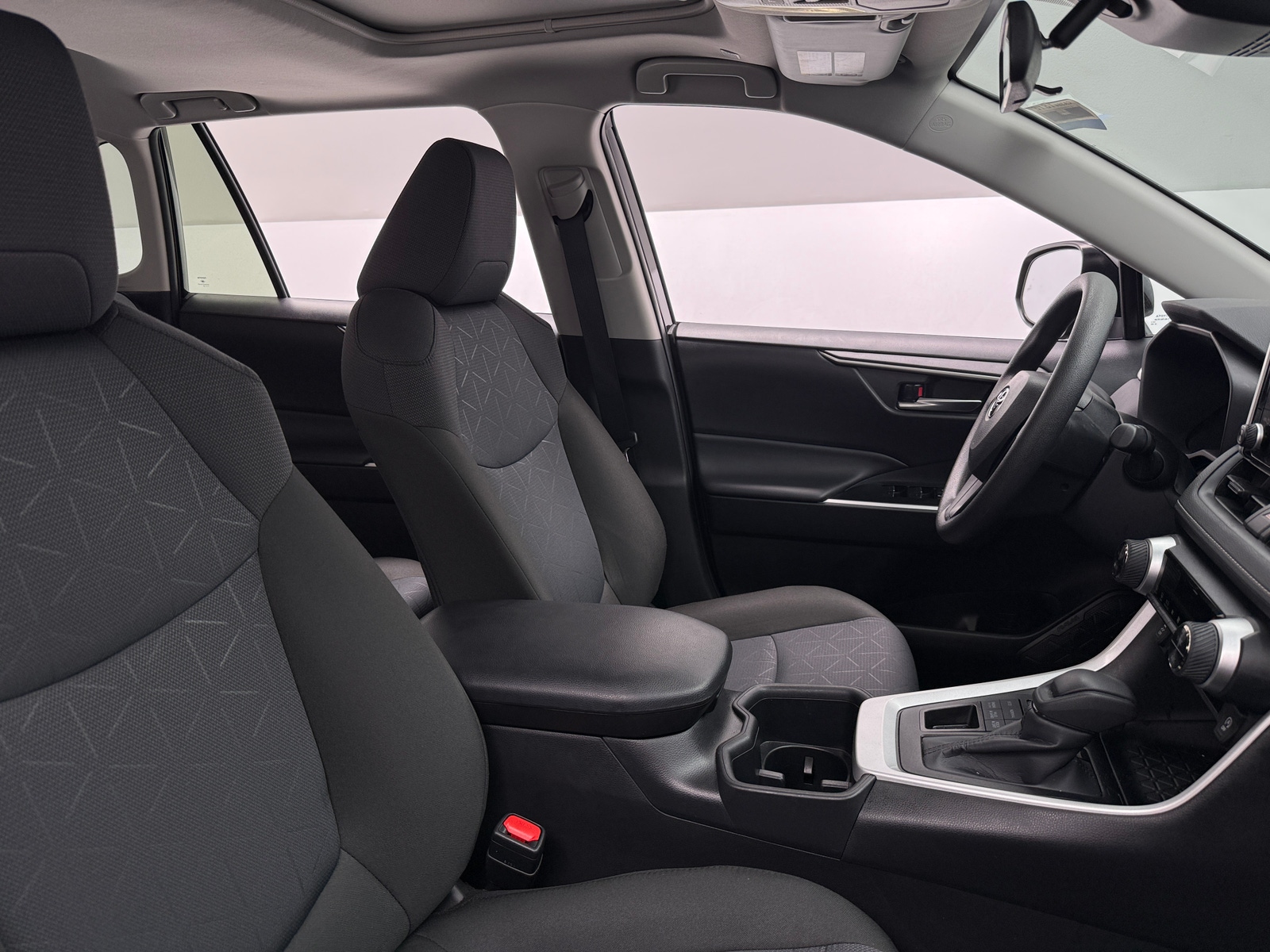 Thumbnail: 2025 Toyota RAV4 - 2