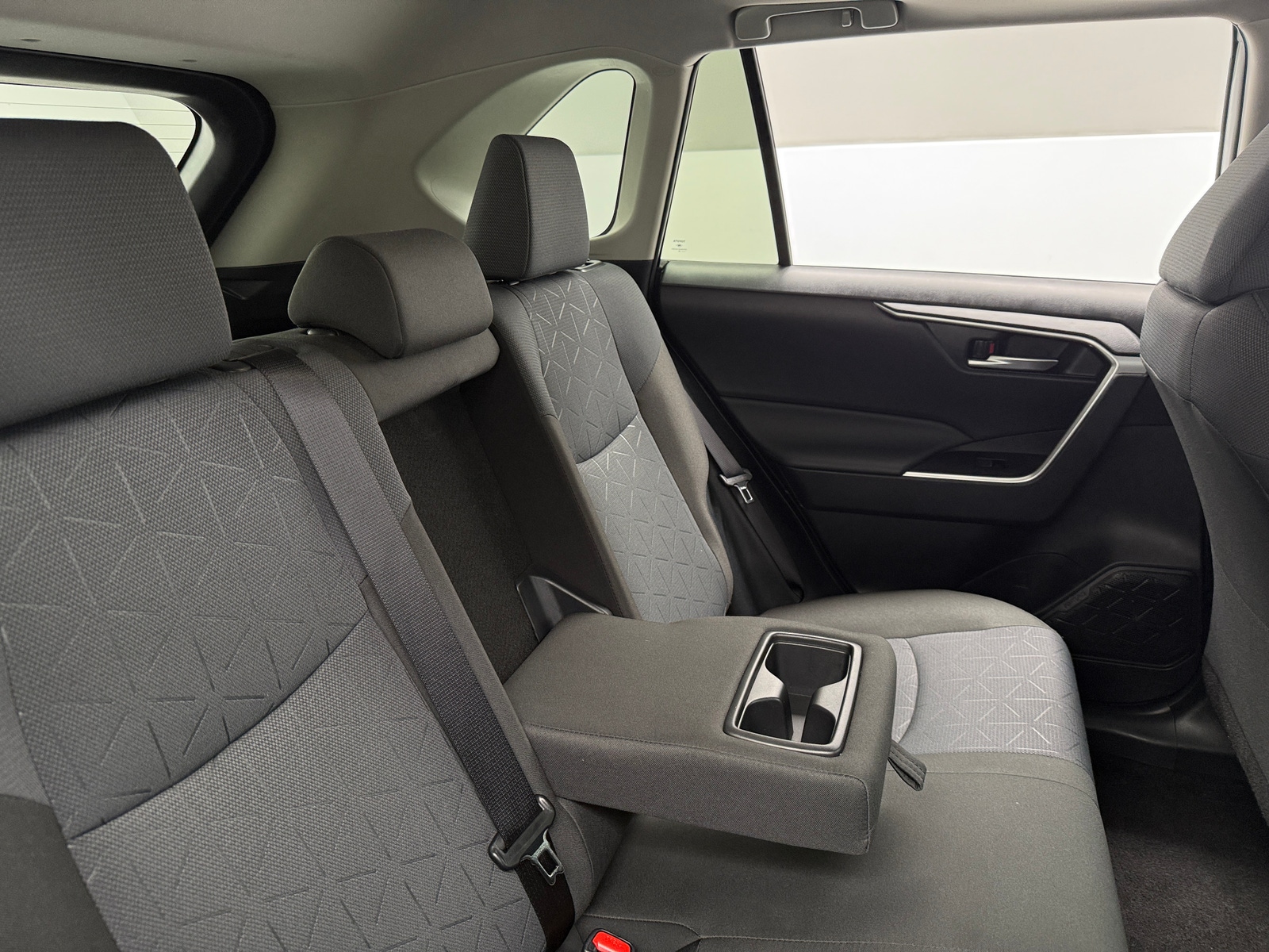 Thumbnail: 2025 Toyota RAV4 - 6