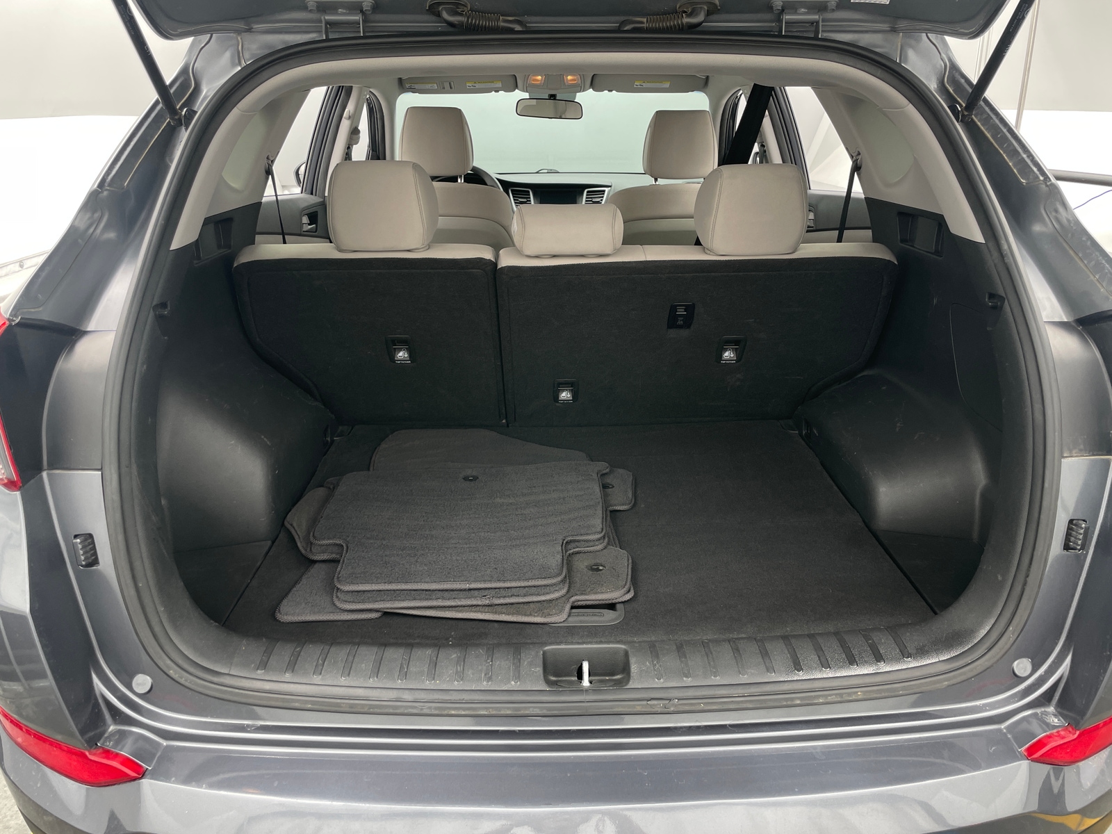 Thumbnail: 2018 Hyundai Tucson - 7