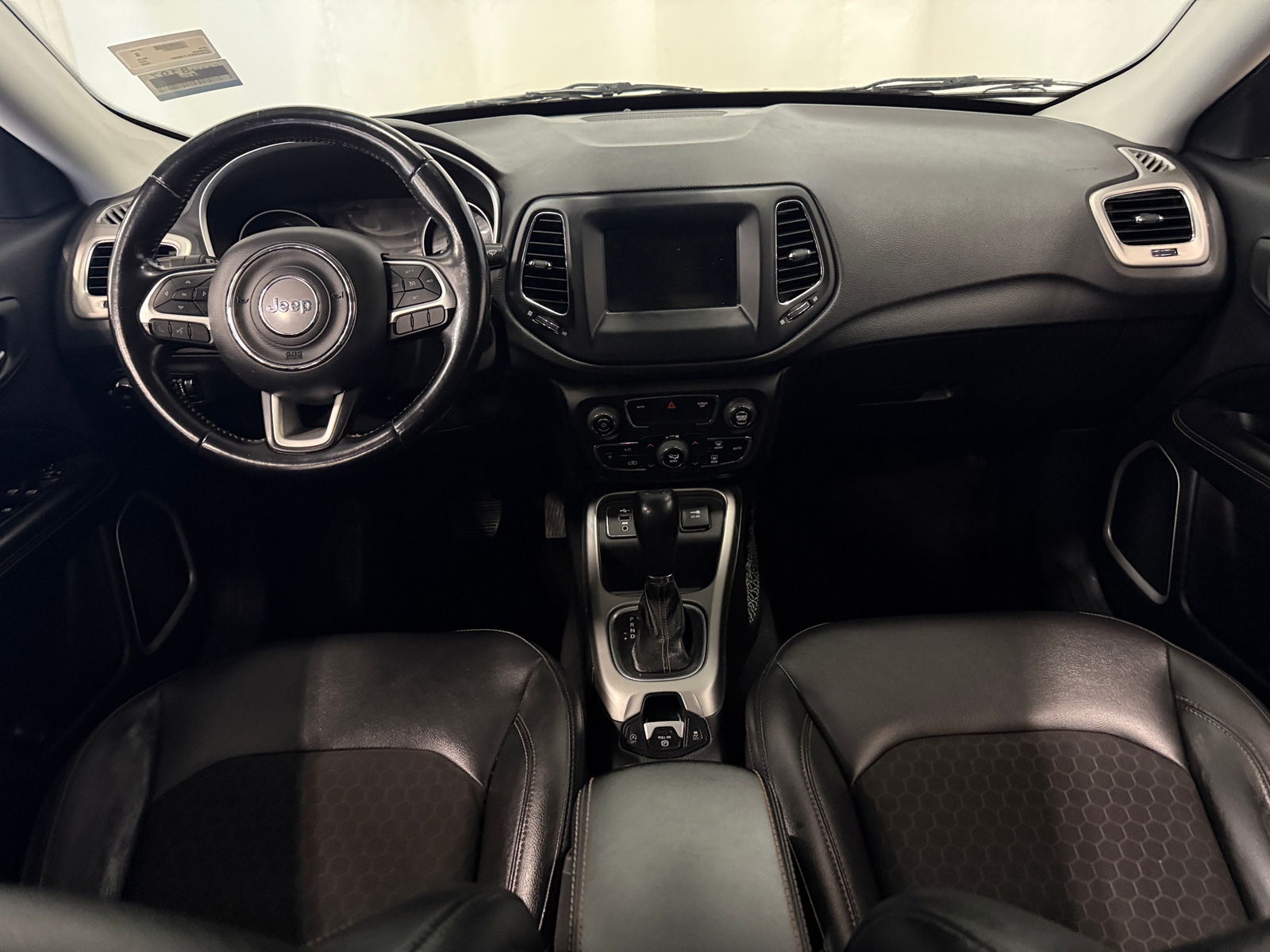 Thumbnail: 2020 Jeep Compass - 3