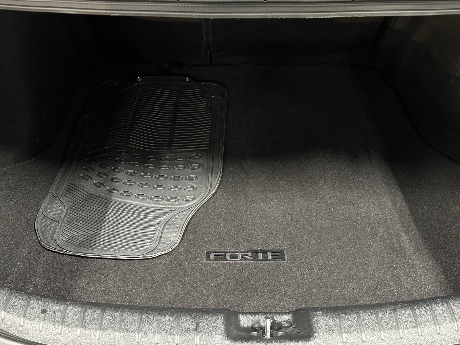 Thumbnail: 2020 Kia Forte - 7