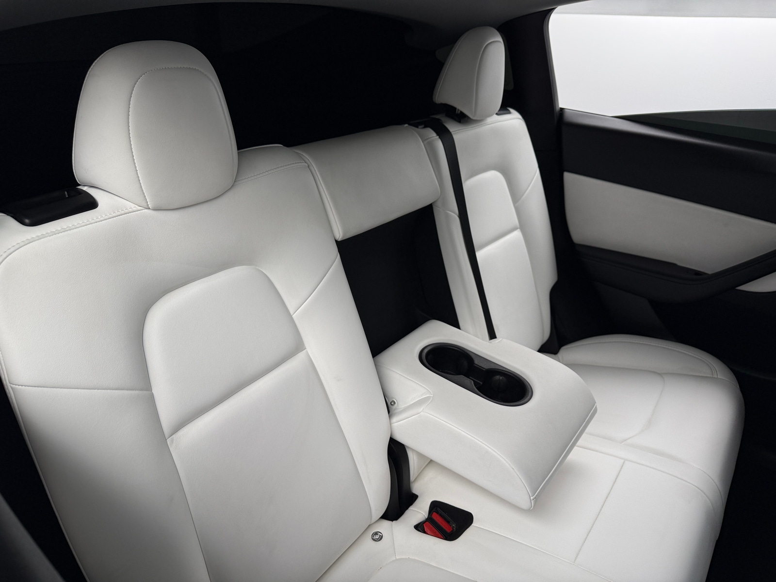 Thumbnail: 2022 Tesla Model Y - 5