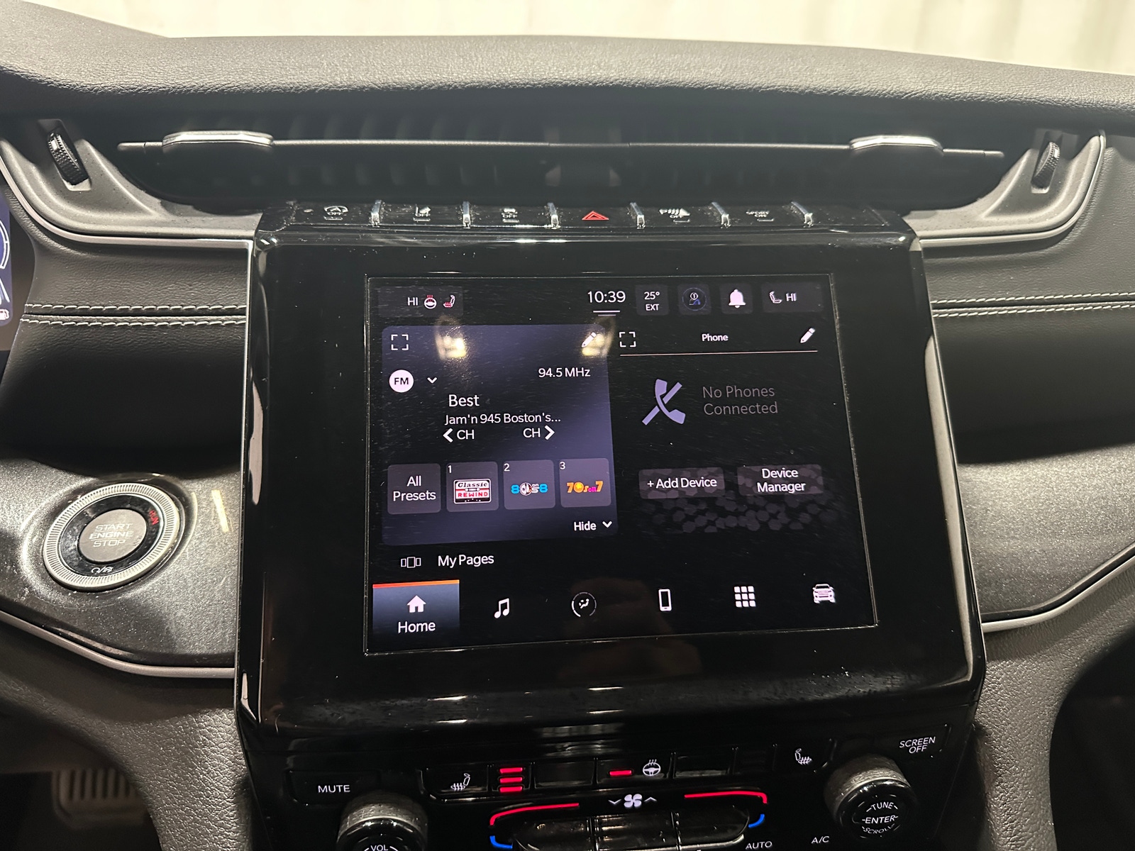 Thumbnail: 2023 Jeep Grand Cherokee - 3